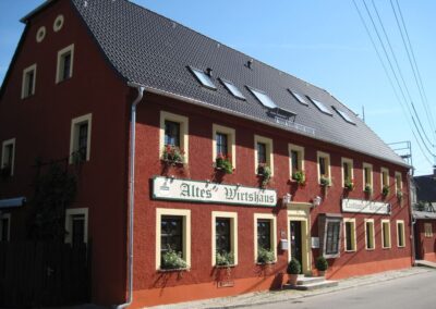 Braas Harzer Pfanne tiefschwarz